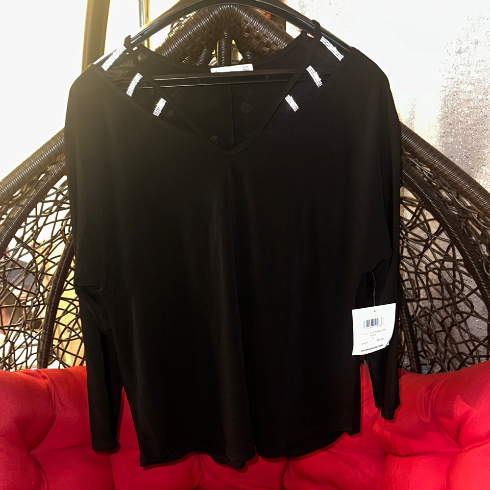 89th & Madison Black Blouse with Cut-Out Accents